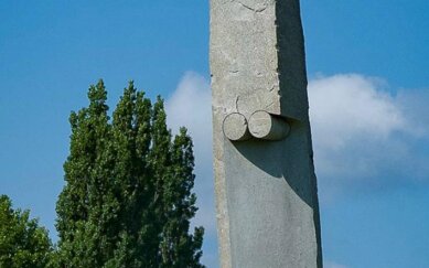 Pavel Opočenský Obelisk